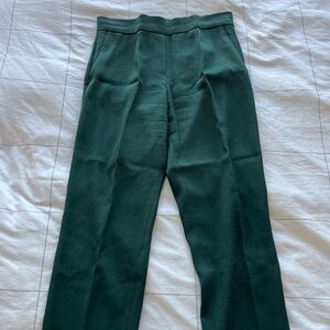 Aritzia Babaton Conan Cropped Pant in Scarab Green (S)